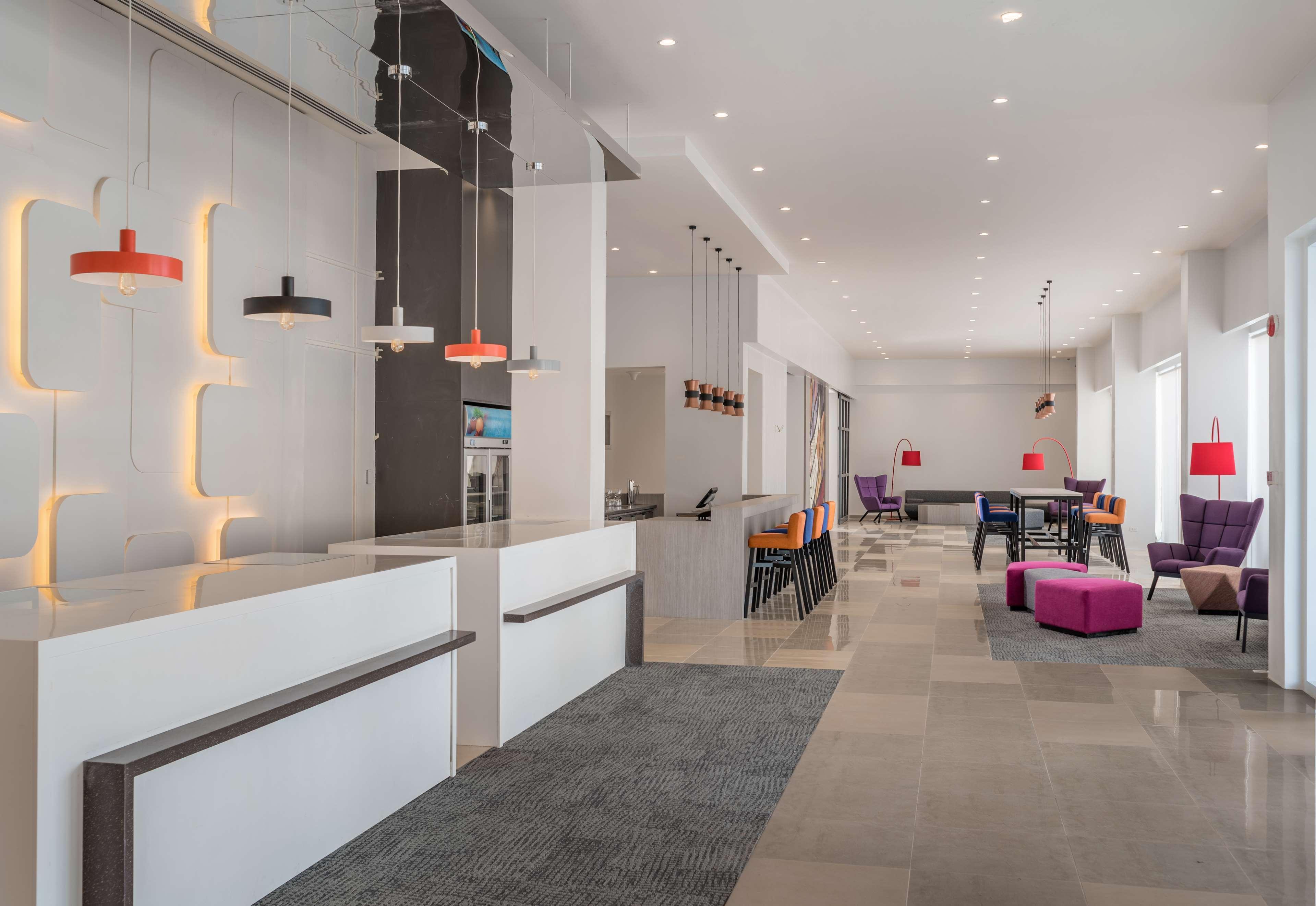 Park Inn By Radisson Iloilo Экстерьер фото