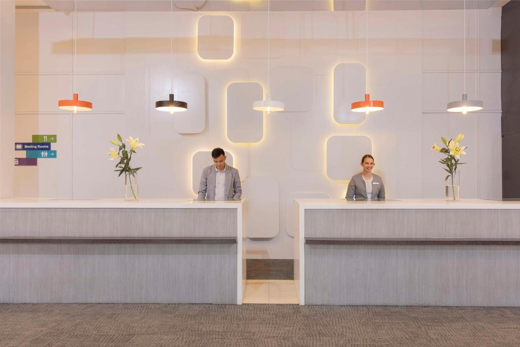 Park Inn By Radisson Iloilo Экстерьер фото